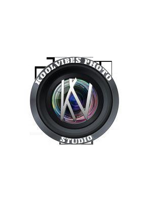 I am freelance photographers with love for all things photography