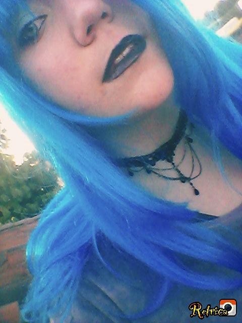 CesanaLara's profile picture. voglio diventare fumettista cantante attore e artista perché... la musica è la mia vita,il canto è la mia stampella e il piano è la mia carrozzina