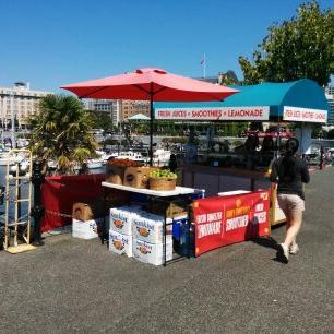 Located across from the Legislative building Victoria B.C, offering pressed orange juice, whole fruit smoothies, and Victoria's best squeezed lemonade. #Fresh