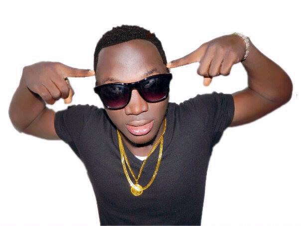 http://t.co/ijIghAiwYg just download my song @ dis site.  4 any information plz contact 08141199203