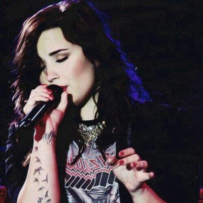 DEMI ❤️❤️❤️