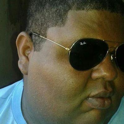 LucioLima17's profile picture. 