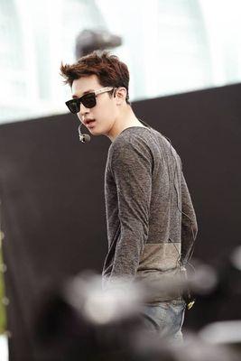 lighthnry's profile picture. 