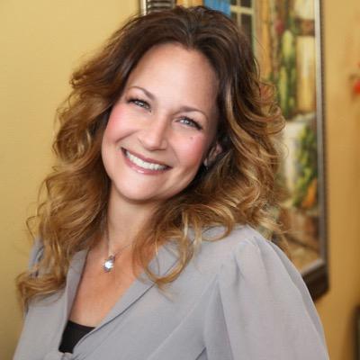 Featured on Rachael Ray. I'm a caterer specializing in Gourmet Appetizers & Bite Sized Entrees. Professional Singer and Lover of Food!