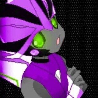H-hi im eclipse i like energon pops and i /love/ my mom @flashyegoistic. I like playing with my blocks and messing with my dad @grumpyautobot