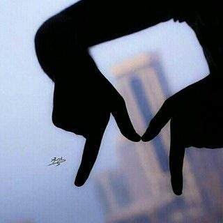 شيء من ما اعجبني وضعته هنا و ليس كل ما اكتب يمثلني فقط اعجبني و راق لي  يسعدني متابعتكم