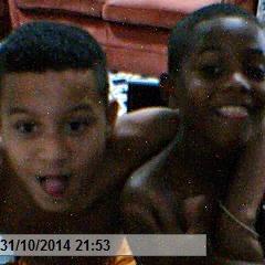 DEIVIS204's profile picture. cuando uno piensa en una mujer te quedas enamorado de la mira que te deja ***&&&$·