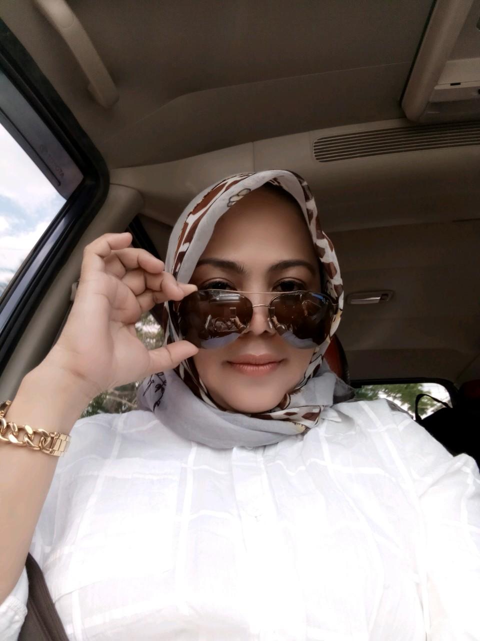 H_marhama's profile picture. 