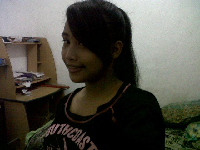 DesyPurnami's profile picture. 