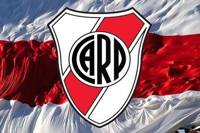 Virgo 26 años. Hincha del mas grande CARP. Feliz con mi familia!