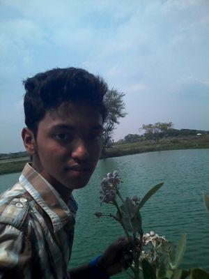Hey I'm  from khulna , Bangladesh . To know more go to my facebook prifile ... http://t.co/MZw2WmFuZF