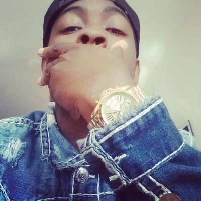 VillaRCGmusic's profile picture. This bitch annoyin me