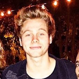 alexssgluten's profile picture. dis pu$$y 2 bomb 4 u