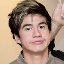 Hello this is a free follow so PLEASE GO FOLLOW @5sosassislife if you ask ill follow back and if you follow already then thank you and ily :):):)