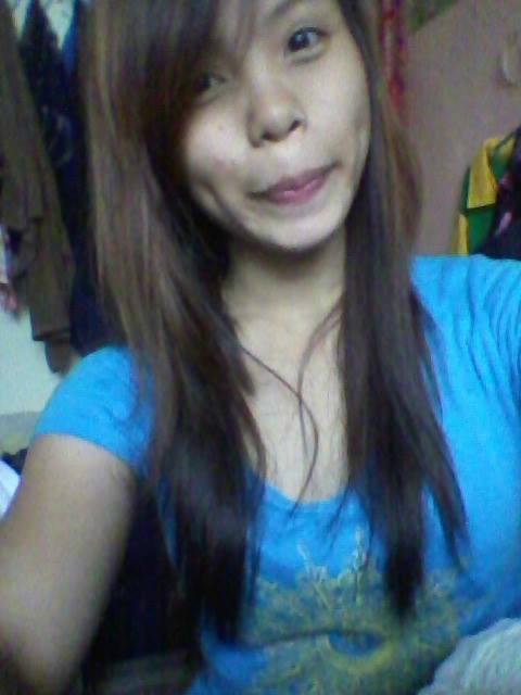Hii I'm christine cervantes i really love music but I can't sing hehe ☺ whatever :P #jacials♥♥♥