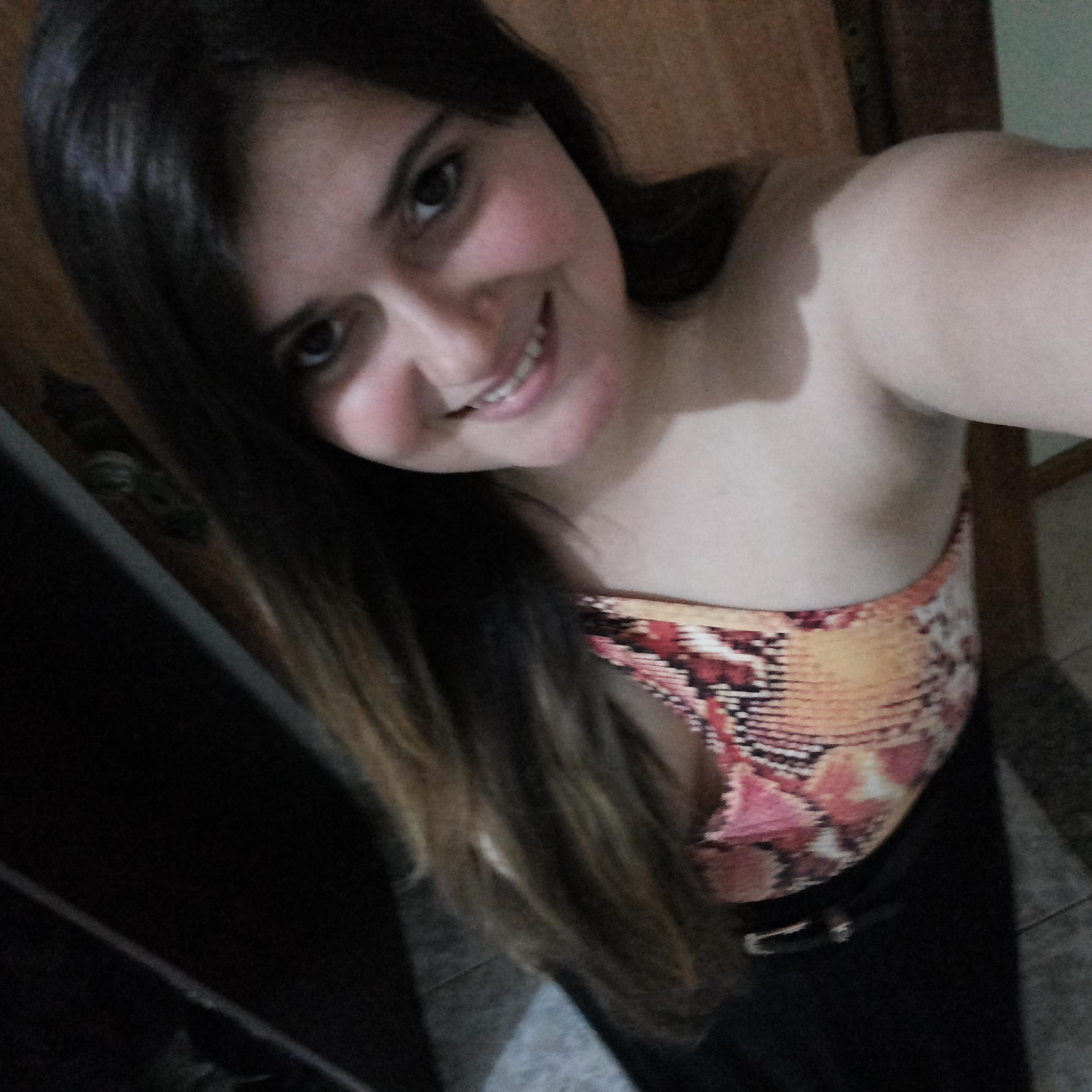 karinachavess2's profile picture. Amo muito meu lindo, Fernando... gosto do rwitter para divulgar meus produtos e fazer novos amigos ^^)                                    @ClubeFollowBack