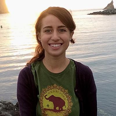 Maile_DianaS's profile picture. Darling, lets be adventurers