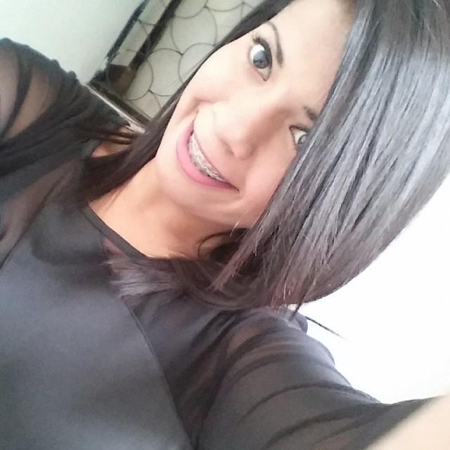 vive la vida como te parezca, si la gente habla son solo palabras!!! ♥COMUNICACIONES ♥ Eres mi estrella que brilla en el cielo *