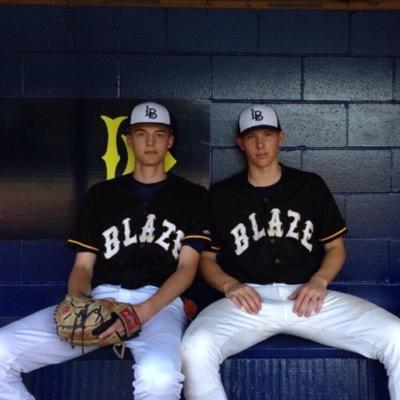 yes im the guy to the left