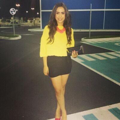 soy bailarina de danza arabe.. smpre dando lo mejor d mi..