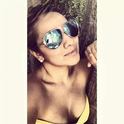 PazSandyy7's profile picture. Trabajando para Starbucks, el cafe es lo que me encanta preparar, 22 años, NUTELLA, INBA.