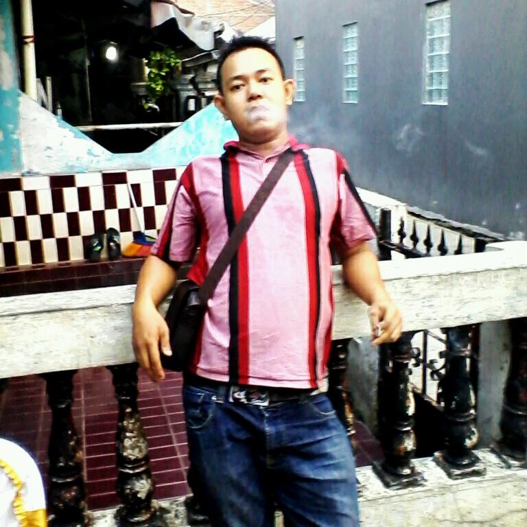 ArdiBom's profile picture. jadi keingetan die lagi dah...???         (25022007)