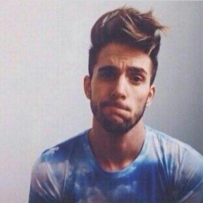 ‏﴿ كلُّ نَفسٍ ذائقةٌ المَوتْ﴾.                                                                     الهلال |1957