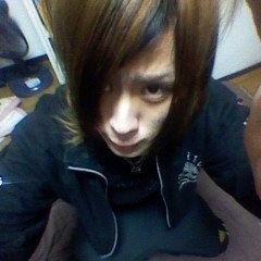 みんなと仲良くしていきたいからフォローするからされた人わフォローかえせよ？！