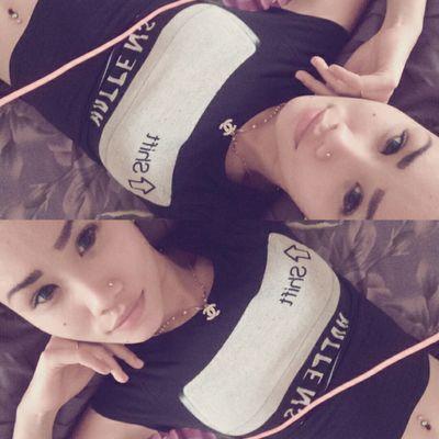 xSheeraLEEx's profile picture. ♡²Ø . Mêñ†åll¥ rê†årÐêÐ . Ì'm @NadhEllanie ßї†¢h . §†å¥ görgêöµ§ ! #FZBA ╰_╯