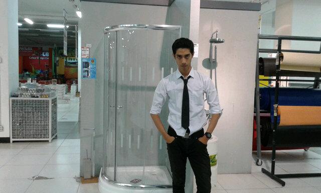 RiskyOffers's profile picture. Do the best to be the best