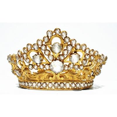 heremporium's profile picture. A forthcoming platform focusing on womenswear from upcoming & exclusive Fashion Brands. Email enquiries@heremporium.info