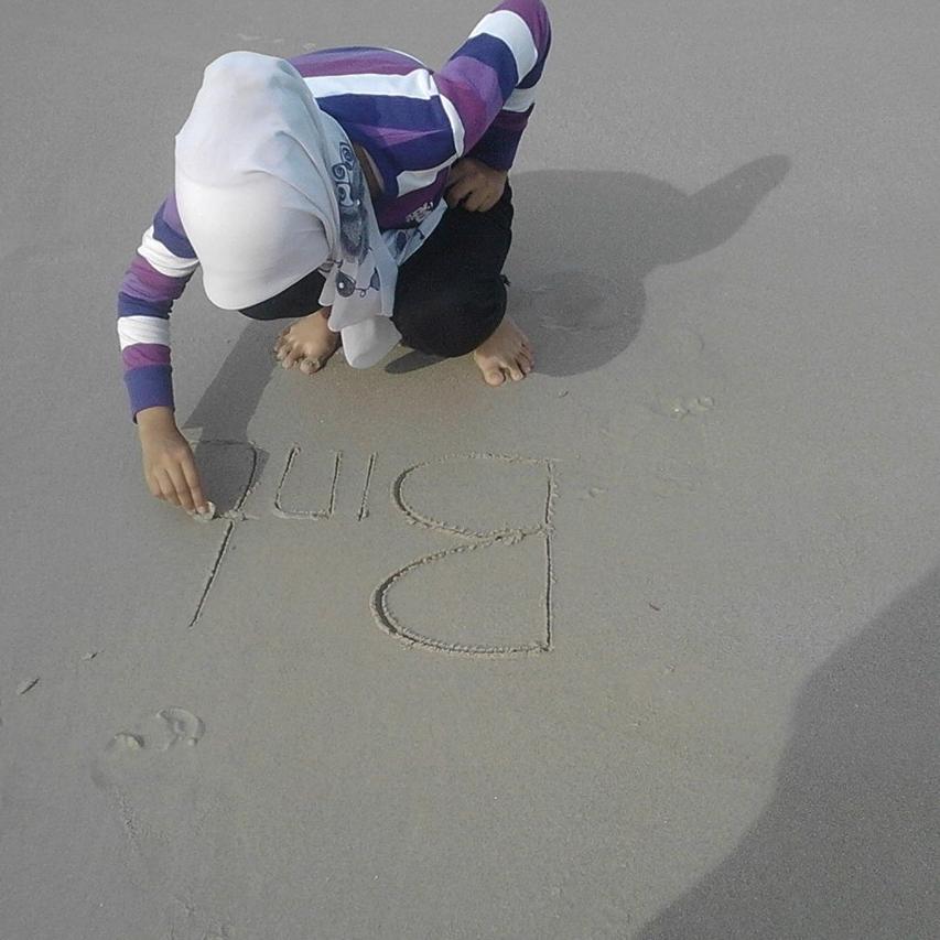 dhea_noverha1's profile picture. Sungailiat, Bangka, 09 November 2000