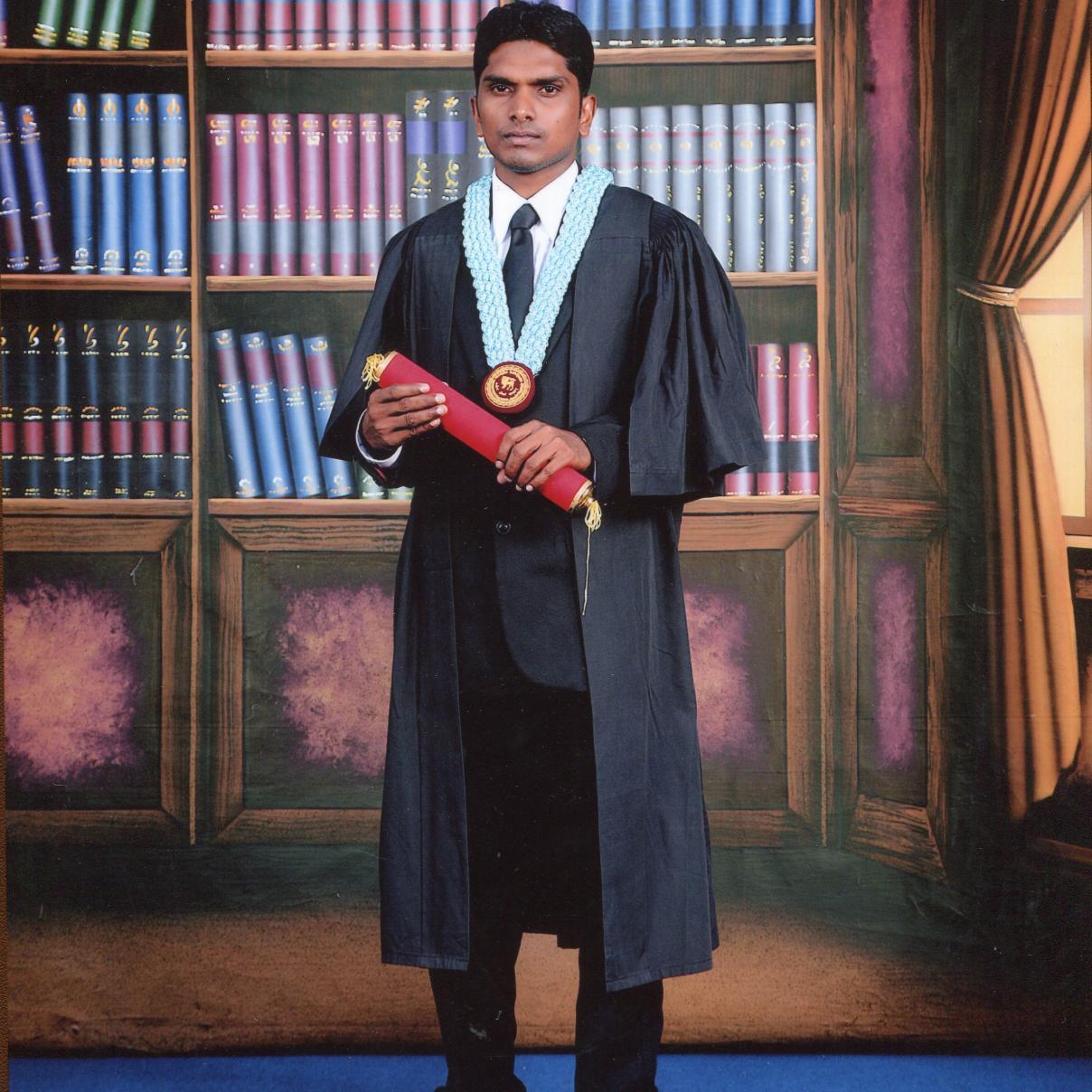 Kaleelm4's profile picture. 🌷🥀🌹🍂🌱🎋🌿🌾🍁🌳🌲🌴