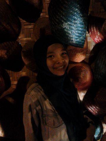 VeltyVee's profile picture. Just do the best and let God do the best O:)