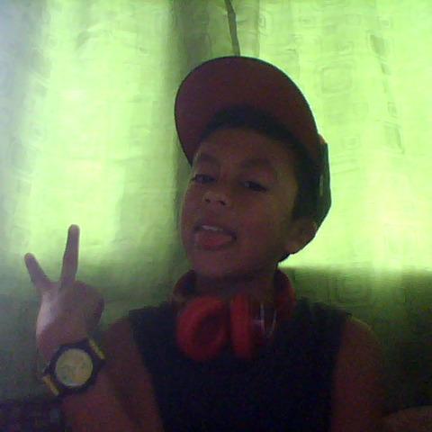 juanpabito123's profile picture. 