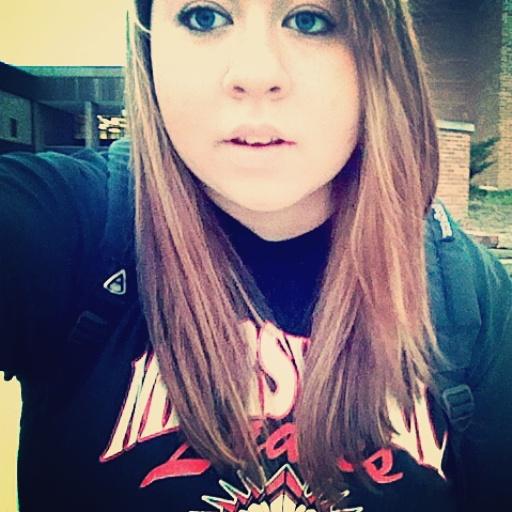 younglove1613's profile picture. 