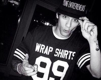 Beliectioner e Ziam girl que merda né ?        since : 30/08