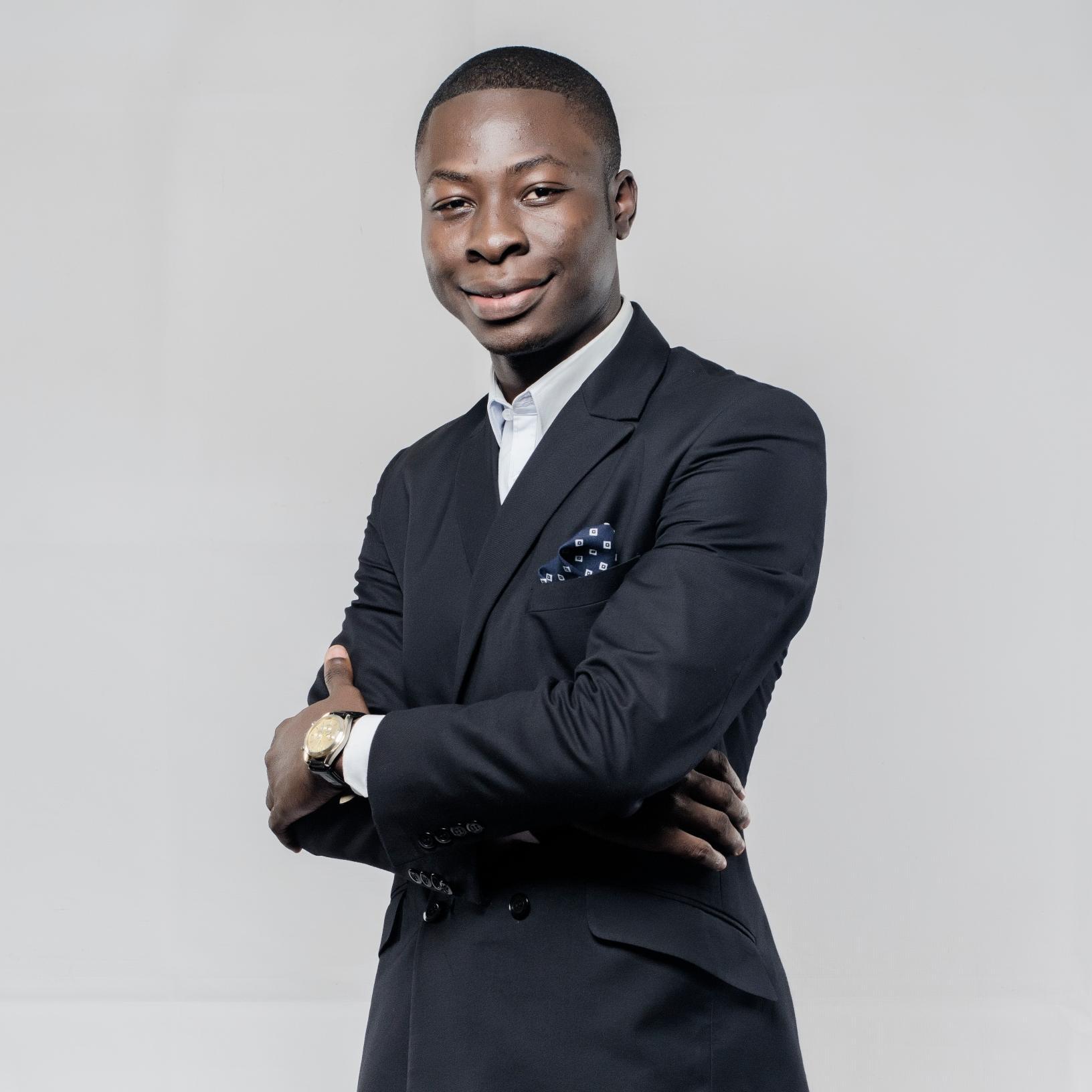 Young vibrant dude with the passion to serve God... Worship is the only speed lane to acknowledge the father. Join me this and every Sunday - 5AM-6:30AM