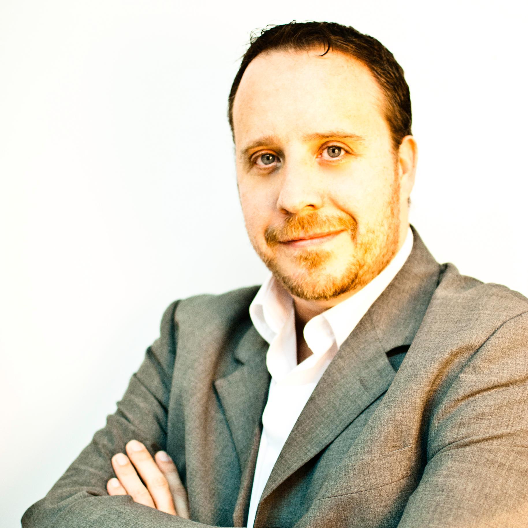 Marketing, marketing online, community management, comercio electrónico, diseño gráfico-web y mucho más.