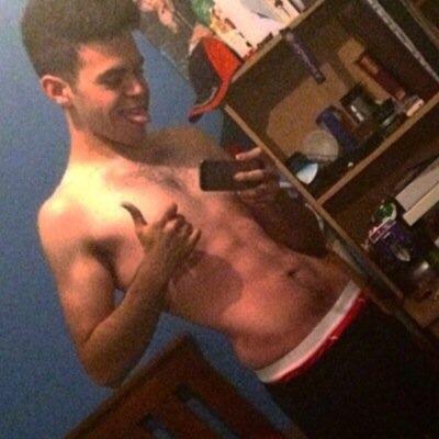 James from Australia . DJ . @Janoskians instagram - @jamesyammouniofficial snapchat - KINGYAMMOUNI