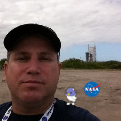 1st Place Winner of the Large And Dangerous Rocket Ships Show Alum. of #STS133 #NASAtweetup. Member of The Space Tweep Society.