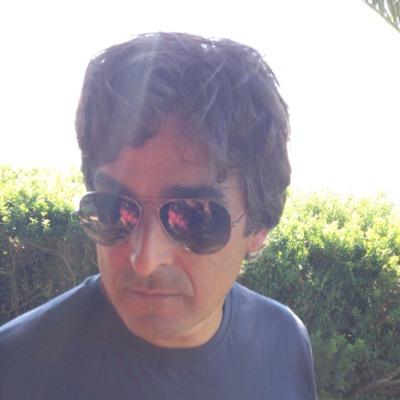 RobertoAgo1's profile picture. Che epoca terribile quella in cui degli idioti governeranno dei ciechi . W. Shakespeare.