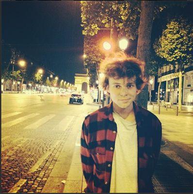 Ilysm Ashy :))   I fell so hard for you i died ×-×  :)