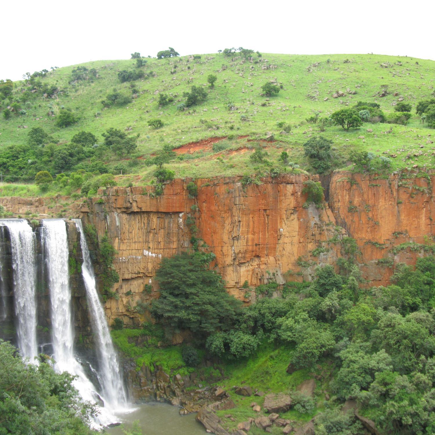 Twyfelaars haat ek ,maar u wet het ek lief,  ek vrees geen mens, i fear no man NATURE ,MOUNTENS ,RIVERS,