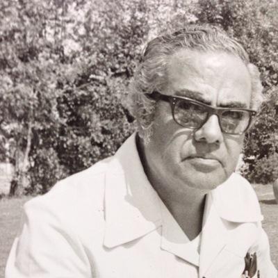 R_CamachoGuzman's profile picture. ExGobernador del Estado de Querétaro