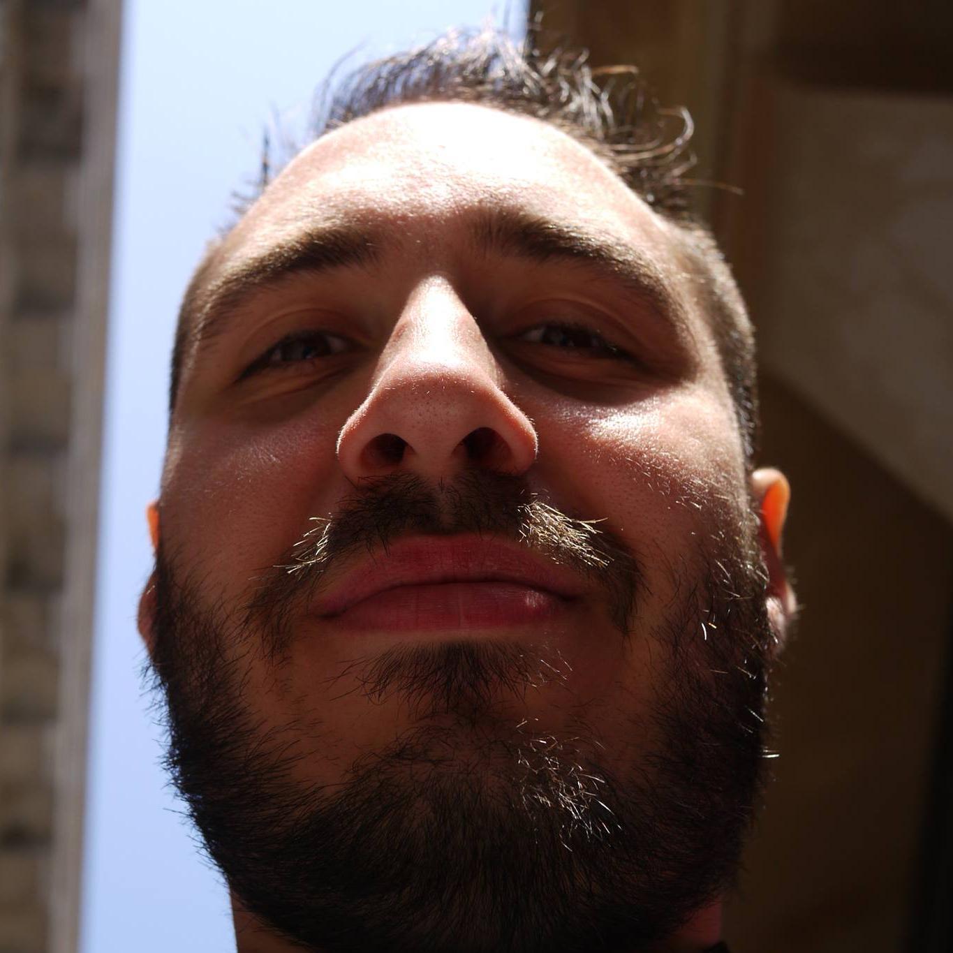 Loves pandas, GreekGeek in London, Coffee addict, Sci-fi junkie, Swimming & video games, still exploring the city. instagram:superbiogr