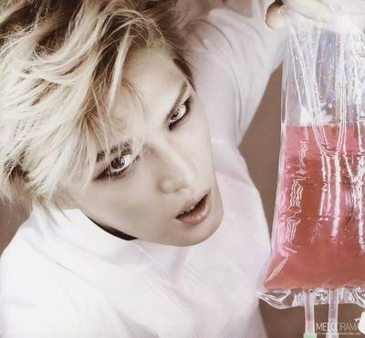 grellkri's profile picture. 