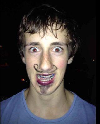 YouTuber ( fifa player career and call of duty feeder and trickshotter