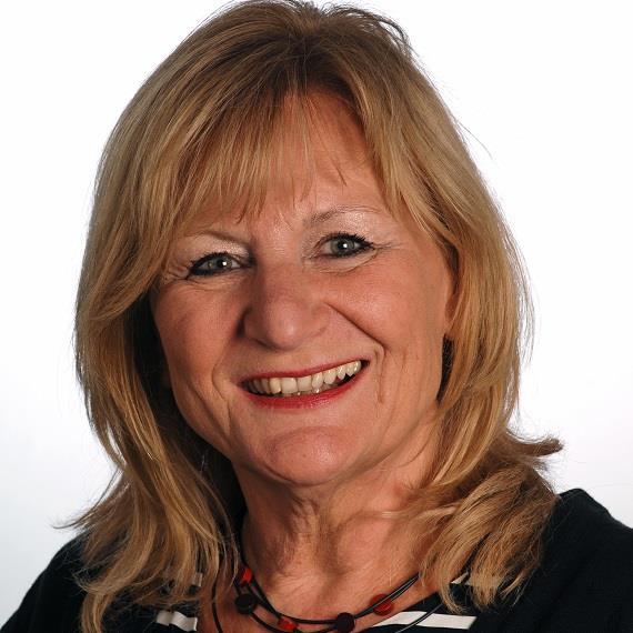 PvdA-burgerlid gemeente Oss, sociaal werker Ons-Welzijn. Lid platform Global Goals. werkgroep Internationale vrouwendag.