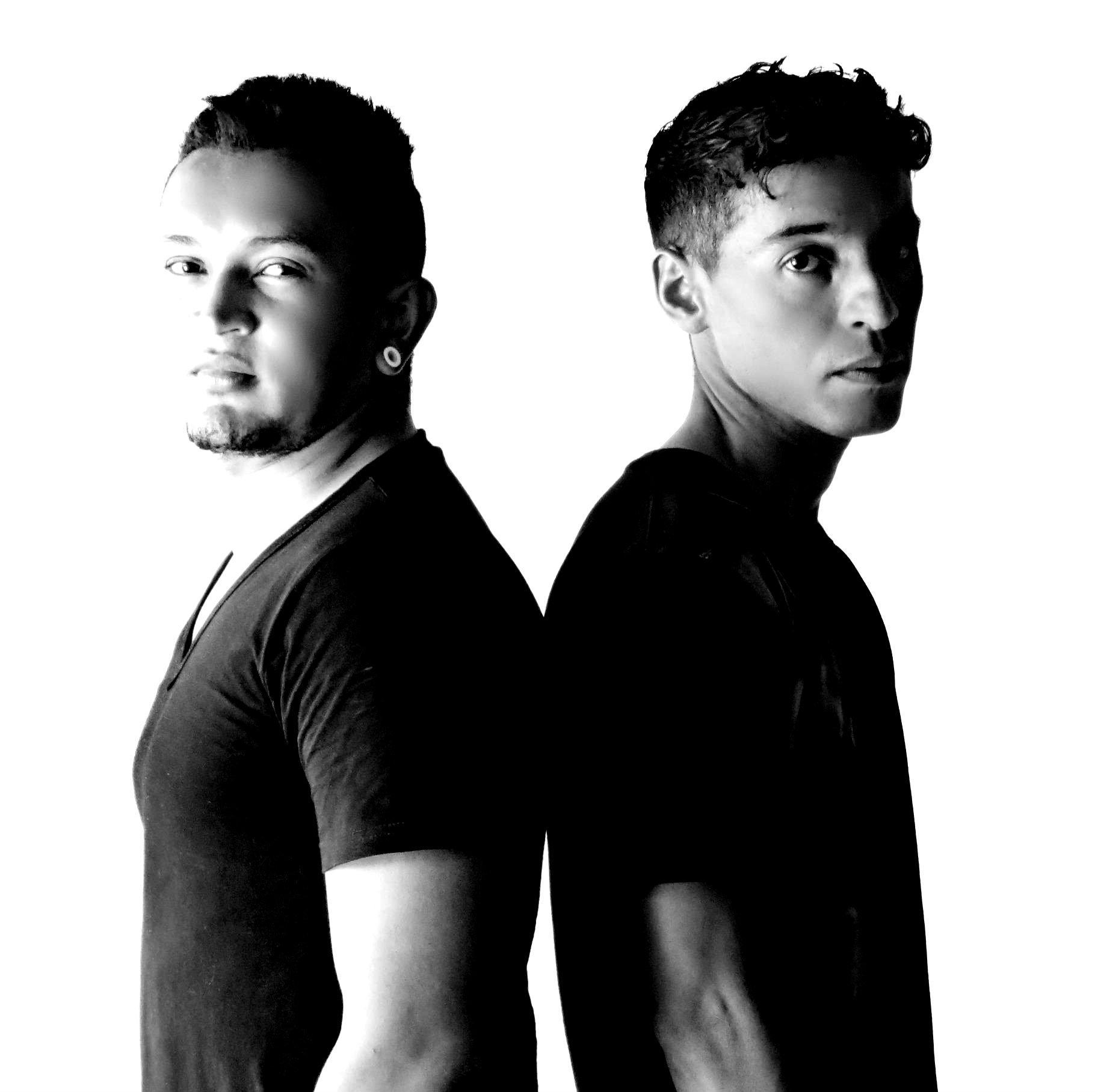 Dutch Brothers Deejays é um projeto musical criado por Wendel Tavares e Fábio Gomes em 2012. Estilos: Dirty Dutch House / Melbourne / Electro House / EDM